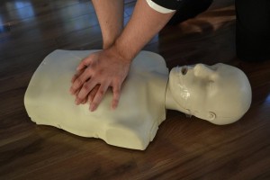 Chest comnpressions in Calgary First Aid